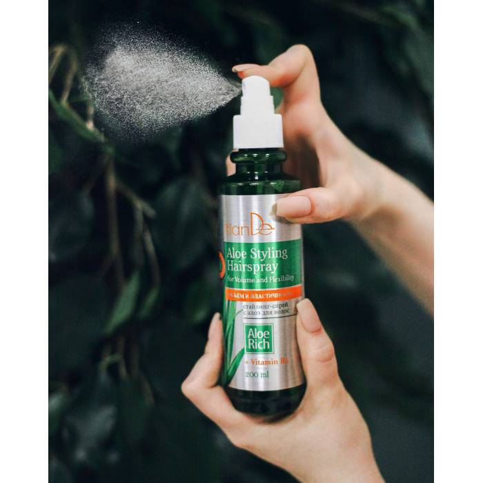 Spray fixativ „Volum și flexibilitate“ cu Aloe, 200 ml