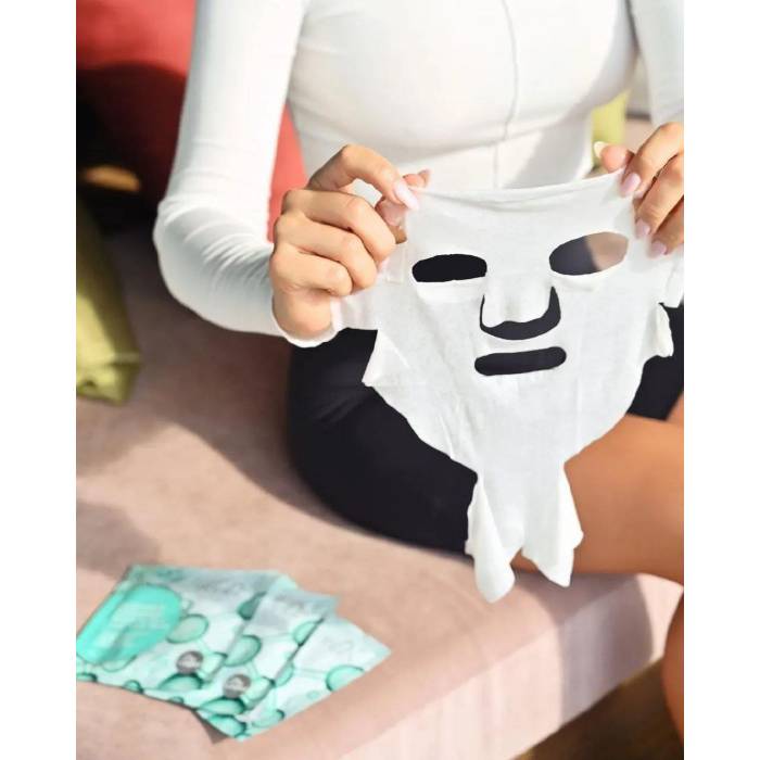 Mască regenerantă pentru față și gât cu fullerene și polipeptide, 1 buc